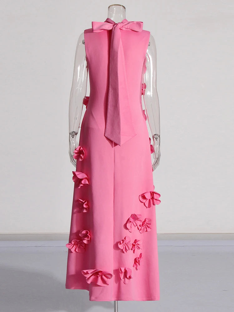 Robe longue élégante à appliques épissées
